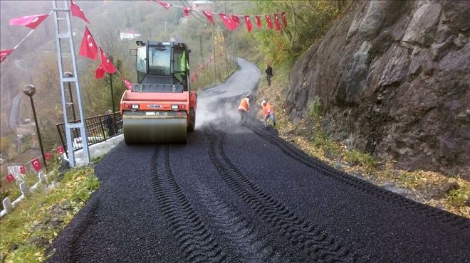 Büyükşehir Belediyesinin asfalt üretimi 290 bin tona ulaştı