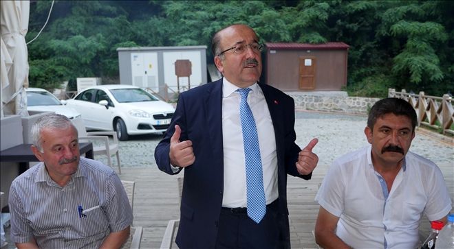 Başkan Gümrükçüoğlu, dolmuş durak başkanlarıyla buluştu