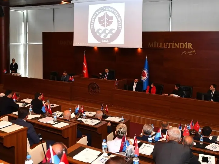 YENİ DÖNEMİN İLK TOPLANTISI YAPILDI 