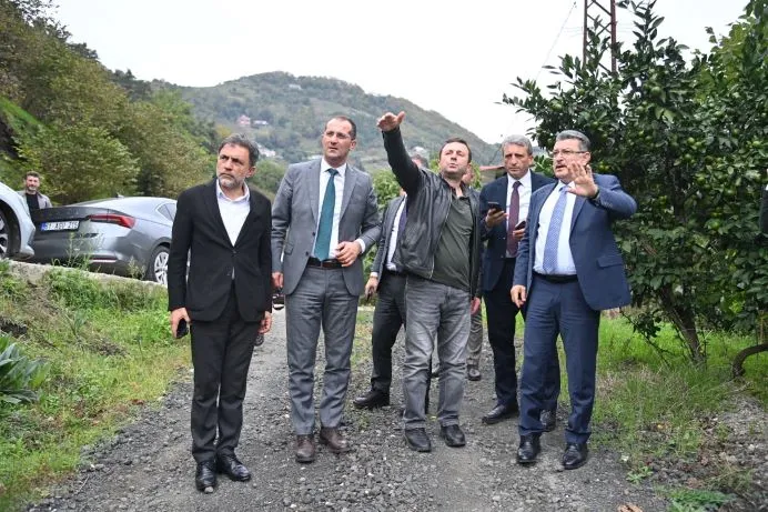 BAŞKAN GENÇ’TEN BENLİTAŞ’A YOL, SU VE OTOBÜS SÖZÜ 