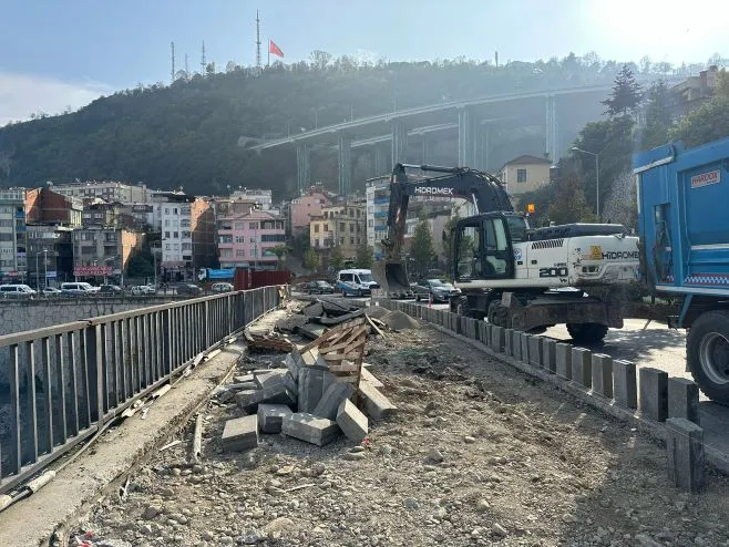 ESENTEPE KAVŞAĞI TRAFİĞİ RAHATLATACAK