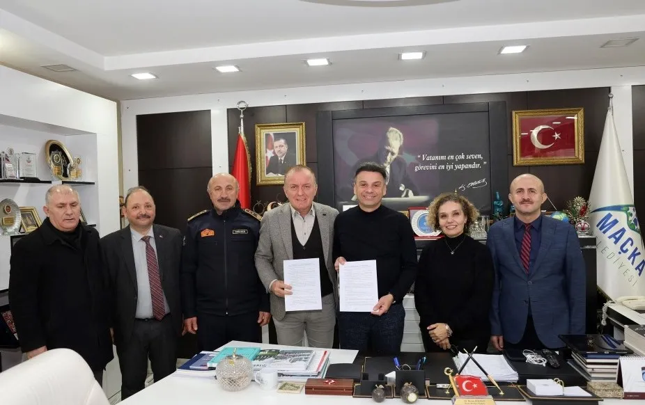 KOÇHAN, SOSYAL DENGE SÖZLEŞMESİNİ İMZALADI 
