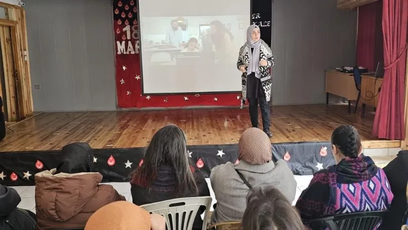 MAÇKA’DA EBEVEYNLER DE EĞİTİLDİ 