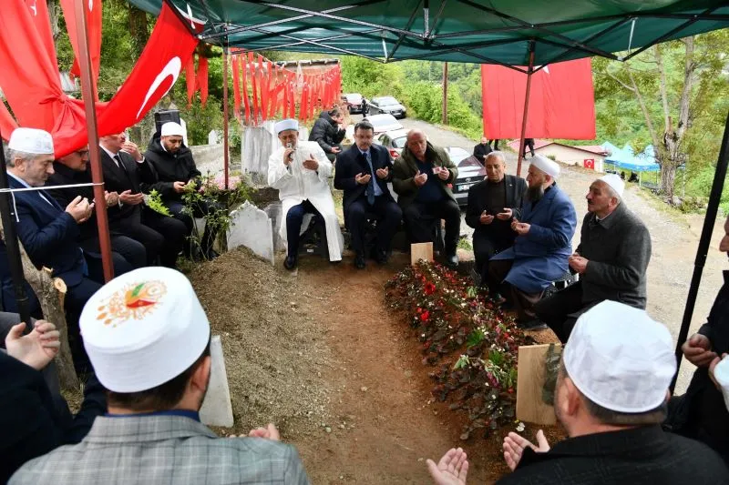BAŞKAN GENÇ